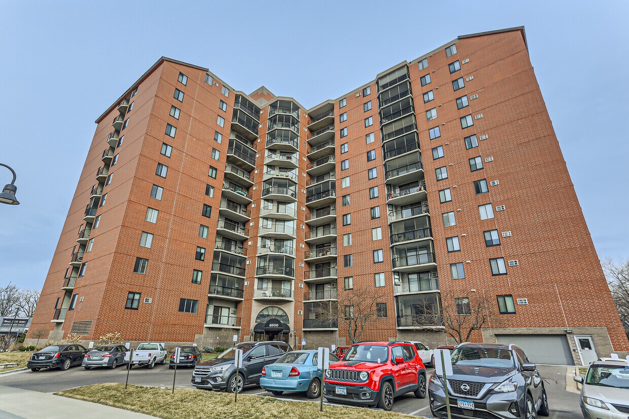 6500 Woodlake Dr Unit 314, Richfield, MN 55423 Condo for Rent in