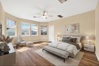 Building Photo - 1090 Sussex Way