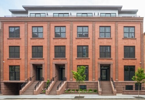 Building Photo - 212 3rd St