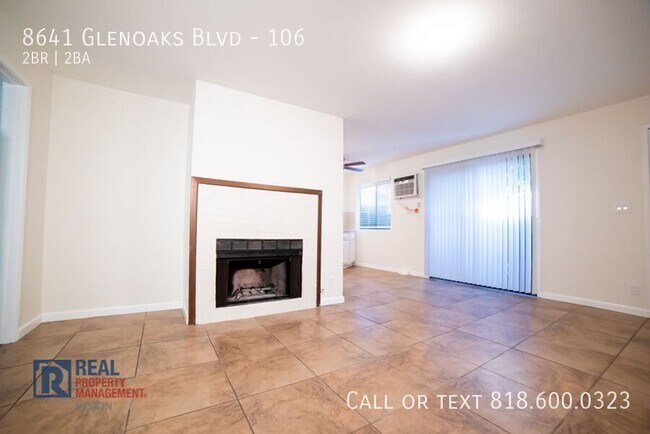 Foto del edificio - 8641 Glenoaks Blvd
