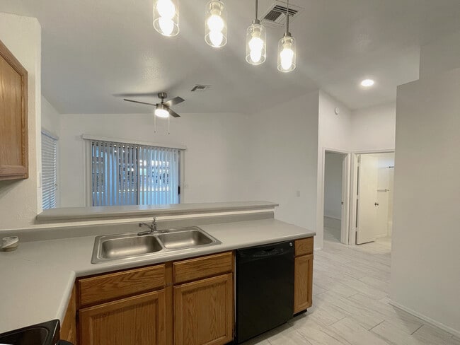 Photo - 1120 N Val Vista Dr Townhome