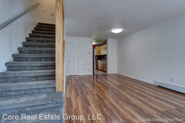 Building Photo - 2 br, 1.5 bath House - 9220 Glenn Haven Dr...