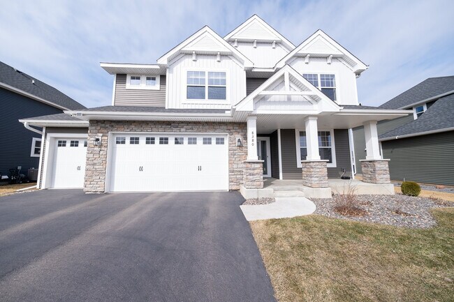 Foto del edificio - 8380 Abercrombie Ln
