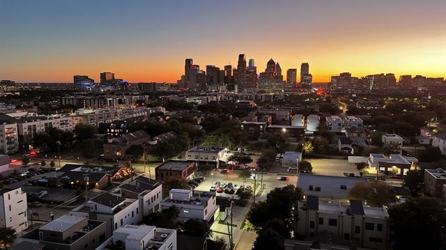 Foto del edificio - 4114 Delano Pl