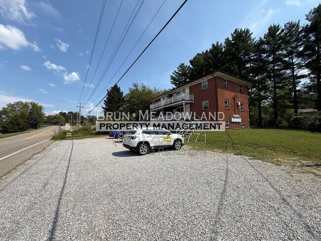 Foto del edificio - 1436 McArthur Rd