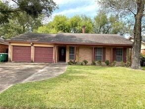 Building Photo - 747 Seamaster Dr