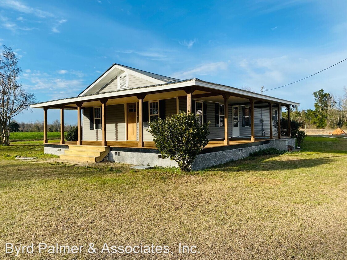 2787 Joyner Swamp Rd, Galivants Ferry, SC 29544 House Rental in