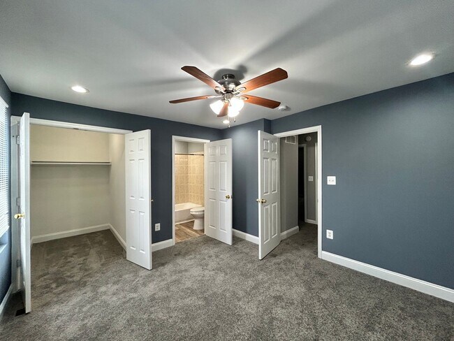 Foto del edificio - Baltimore - 3 Bedrooms, 1 Bathrooms Available!