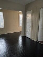 Building Photo - 3310 Campbell St