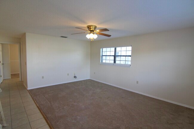 Foto del edificio - 820 Tupelo Dr