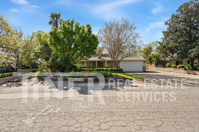 Building Photo - 3574 El Ricon Way