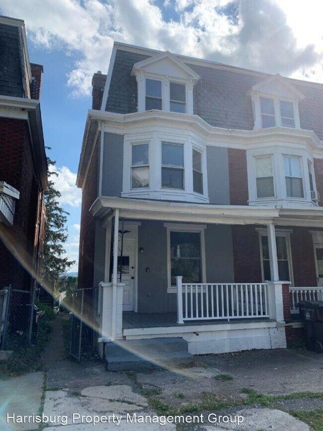 Building Photo - 4 br, 1 bath House - 2131 Derry St
