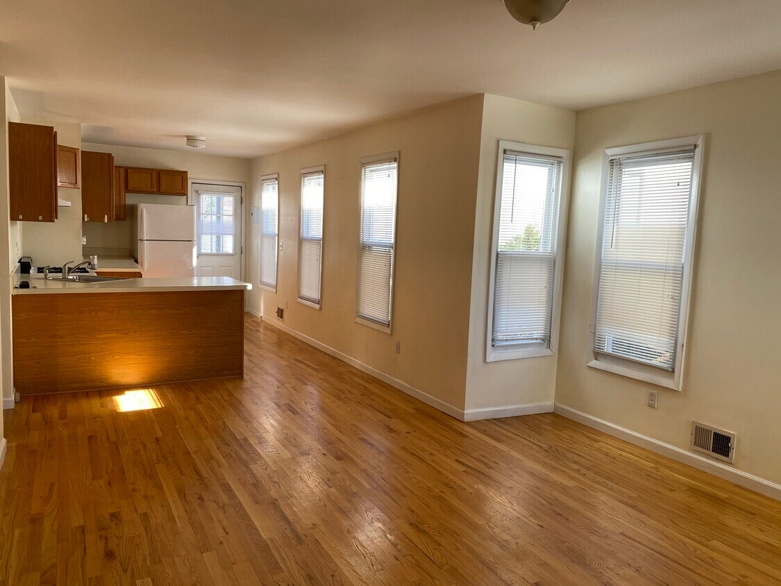 7 Grove St Unit 1, Cranford, NJ 07016 Apartments in Cranford, NJ