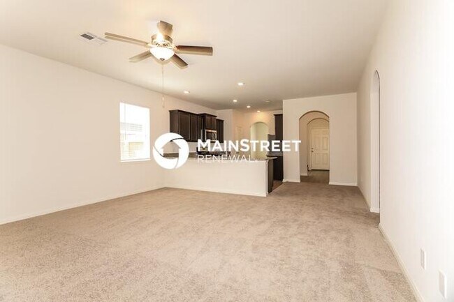 Foto del edificio - 3 Bedroom Pet-Friendly Home in Magnolia, TX with Main Street Renewal