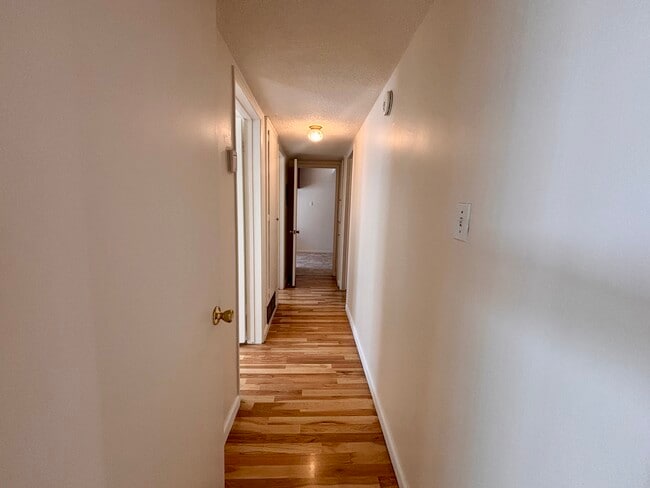 Building Photo - 524 N 21st St