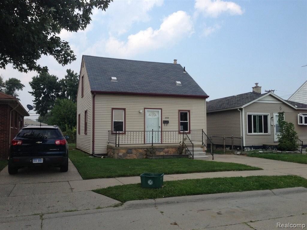 Primary Photo - 2536 Emily St