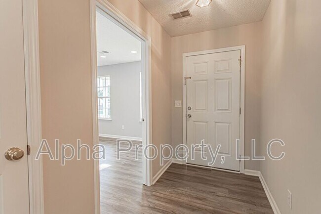 Building Photo - 3 Glassglenn Dr