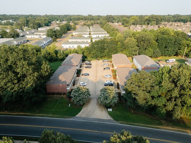 Building Photo - 1257 Louisville St