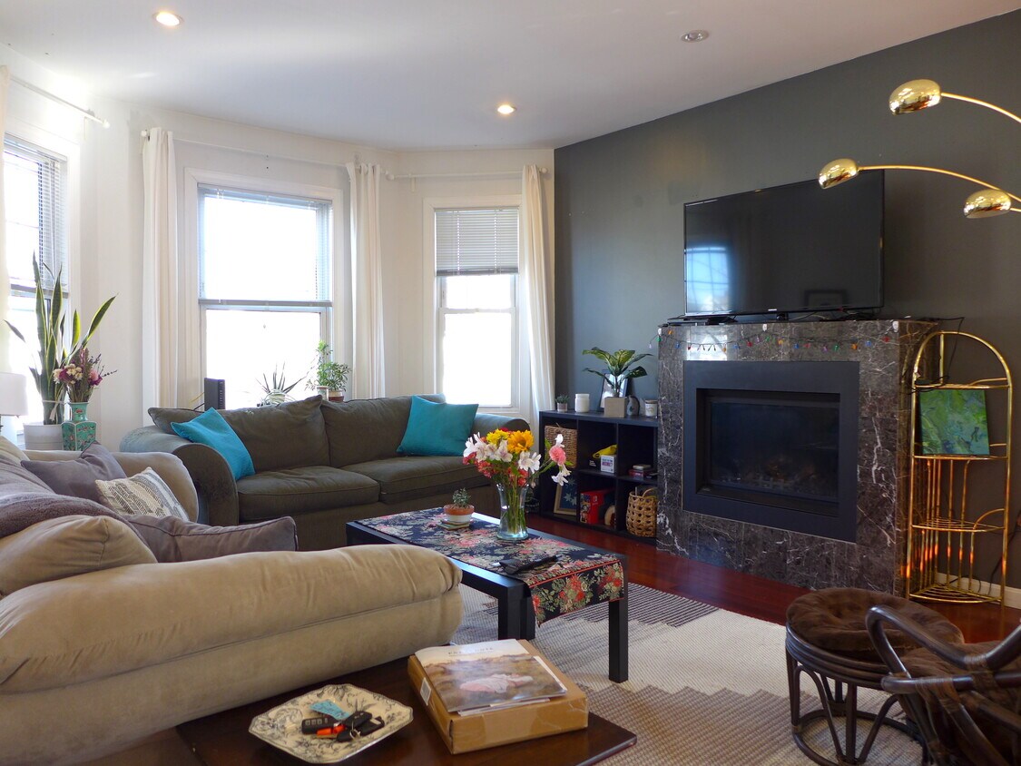 Foto principal - 48 Fairbanks St
