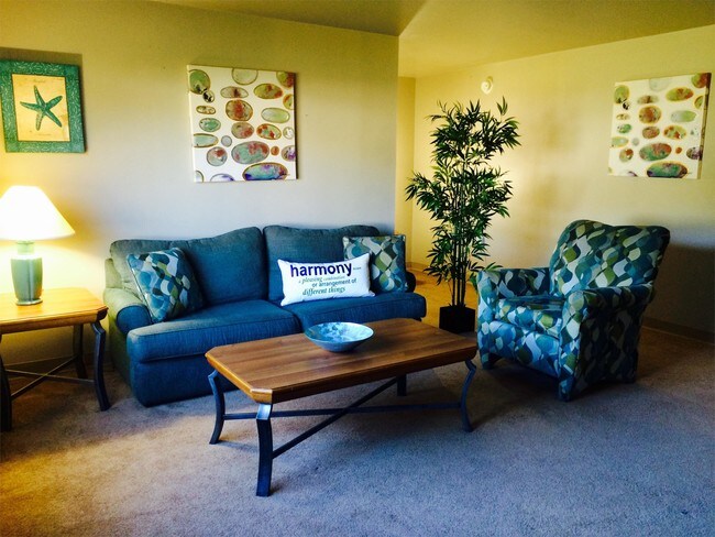 Building Photo - 1058 Eastway Dr