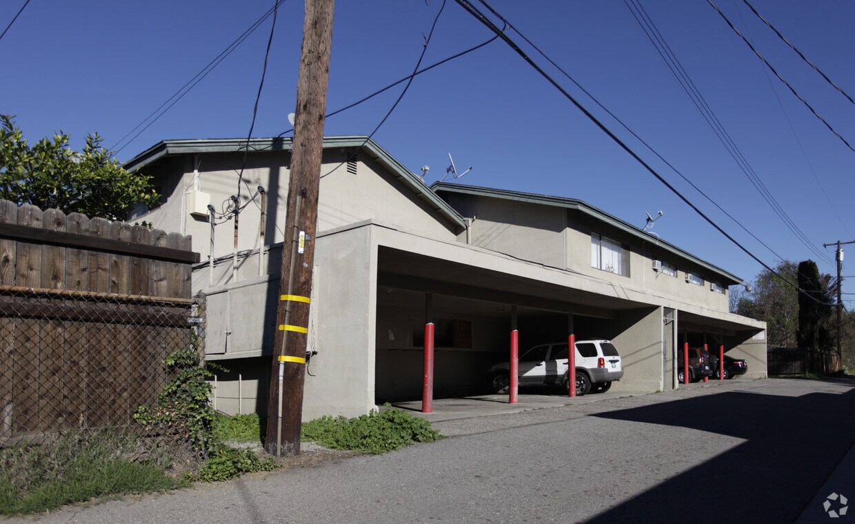 540 E 7th St, Upland, CA 91786 Apartments in Upland, CA