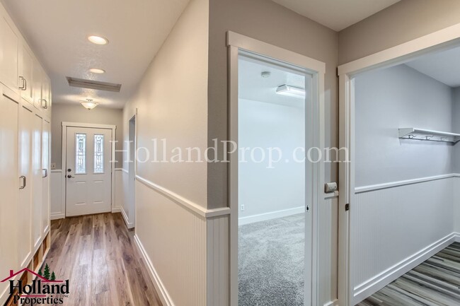 Building Photo - **NEW PRICE** Enchanting Single-Level Home...