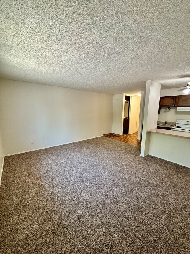 Building Photo - 39500 SW 102nd Ave