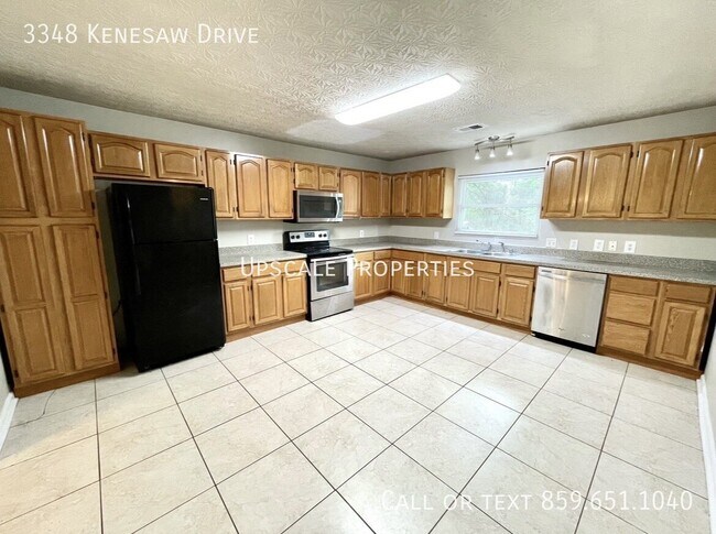 Foto del edificio - 3348 Kenesaw Dr
