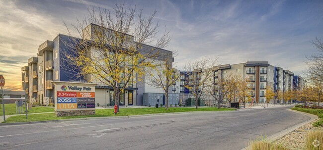 Building Photo - The Opal Apartments