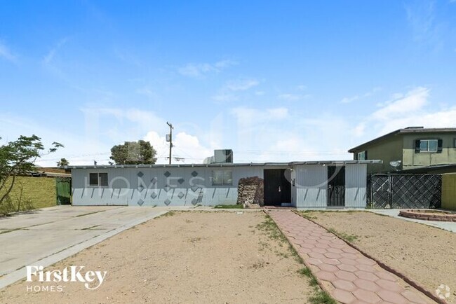 Building Photo - 1612 Capistrano Ave