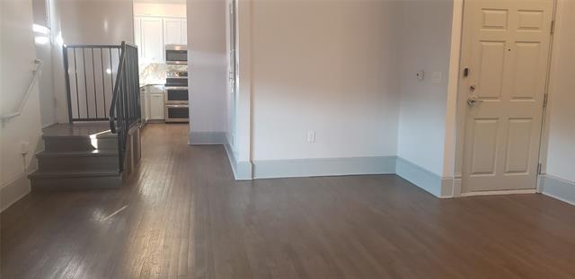 Foto del edificio - 725 W Magnolia Ave