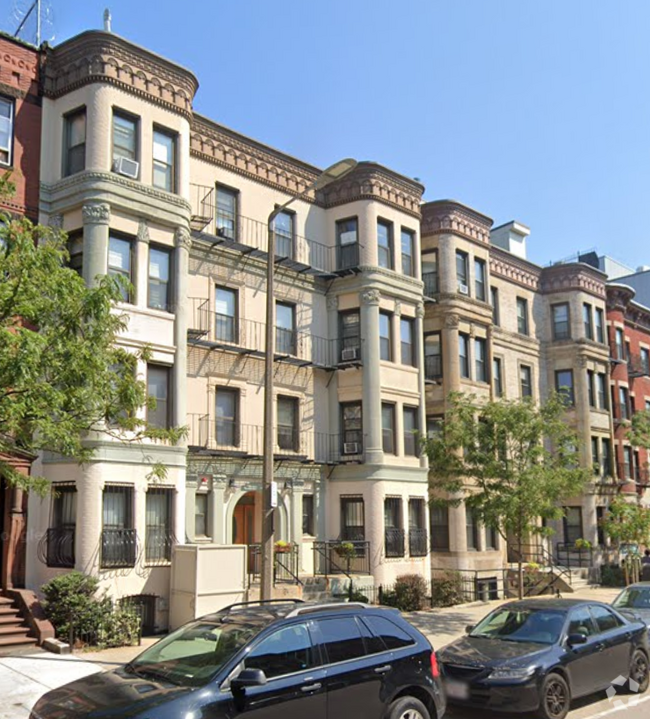 Building Photo - 73 Westland Ave