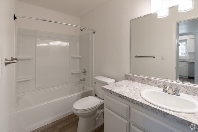 ESTUDIO - 471SF - Caldwell Village Apartments