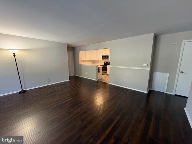 Building Photo - 4306A Aberdeen Dr