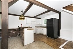 Building Photo - 25 Arrowwood St