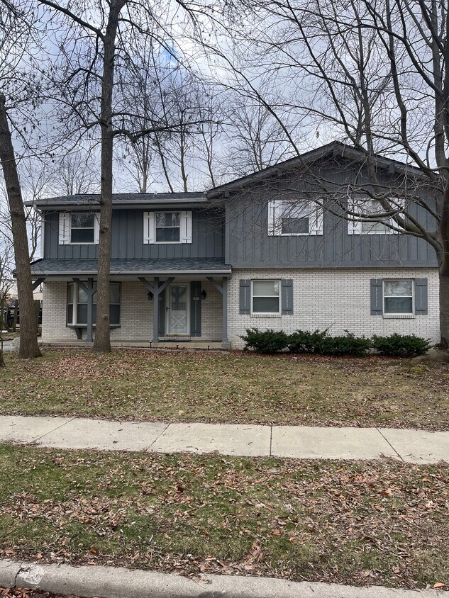 Foto principal - 7757 N 80th St