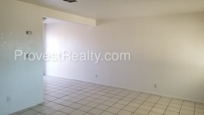 Foto del edificio - 20744 Thunderbird Rd