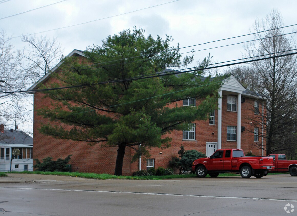 4600 Winston Ave, Latonia, KY 41015 Apartments in Latonia, KY