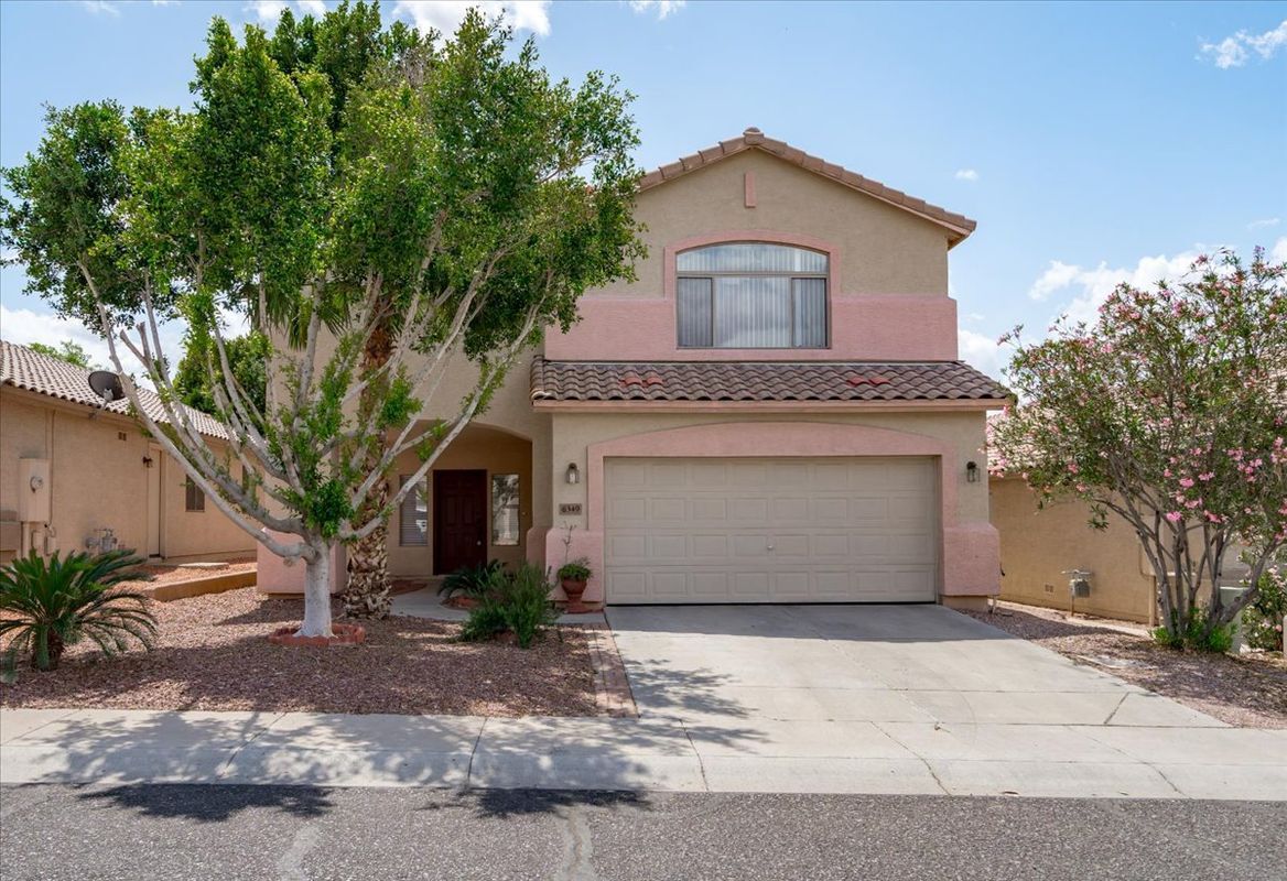 Foto principal - 6349 W Desert Hollow Dr