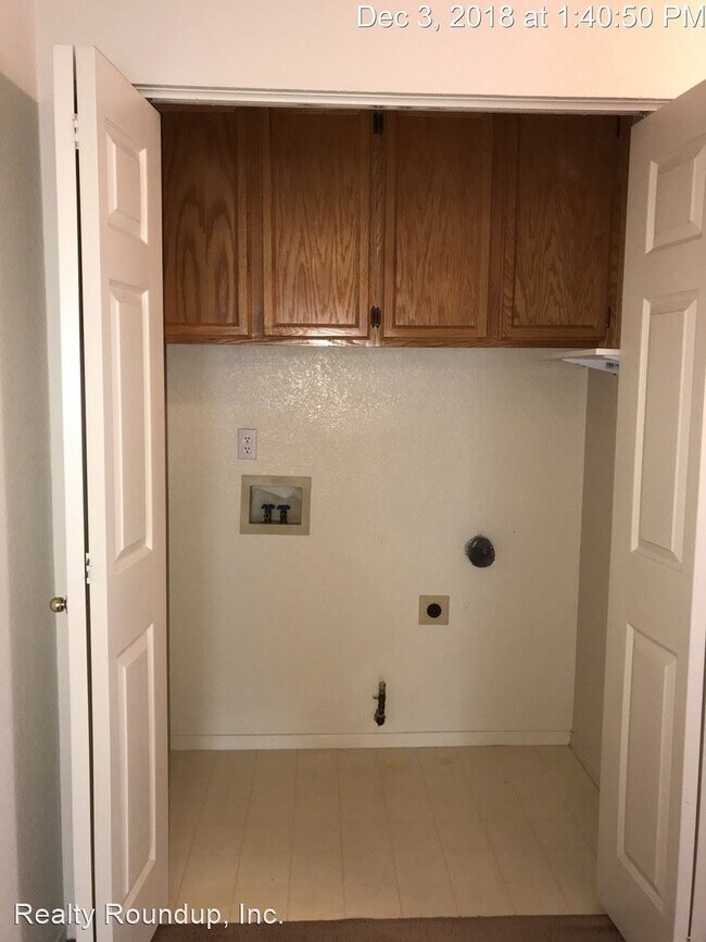 Building Photo - 3 br, 2 bath House - 9102 Generations Dr