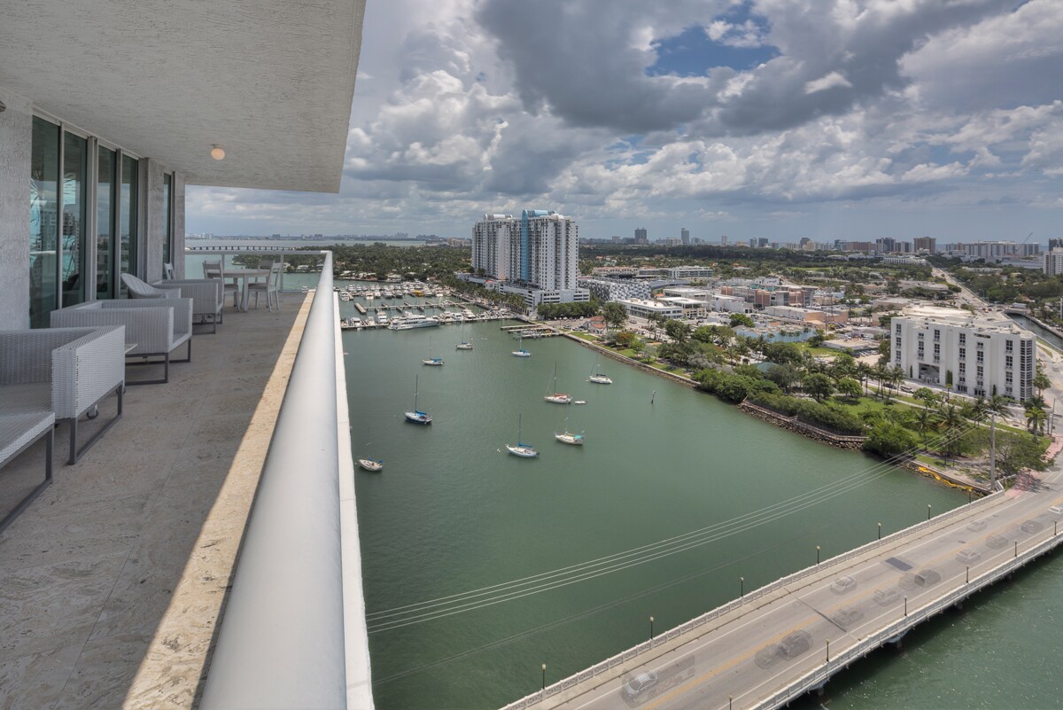 Foto principal - 10 Venetian Way