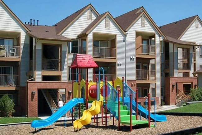 Building Photo - Spring Hollow