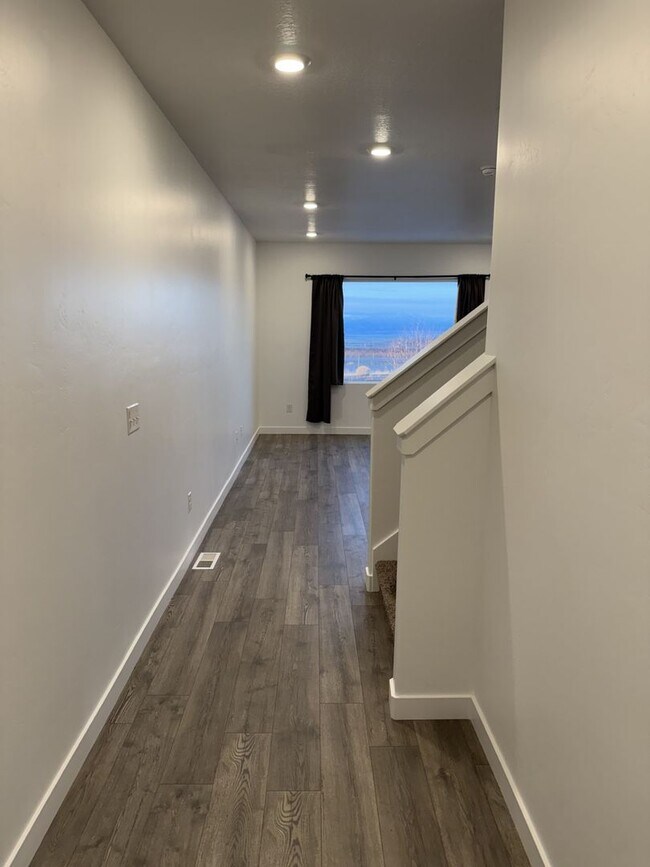 Foto del edificio - Beautiful Home in Santaquin, UT