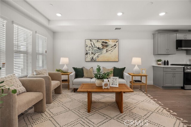 Foto principal - 2109 N White Ave