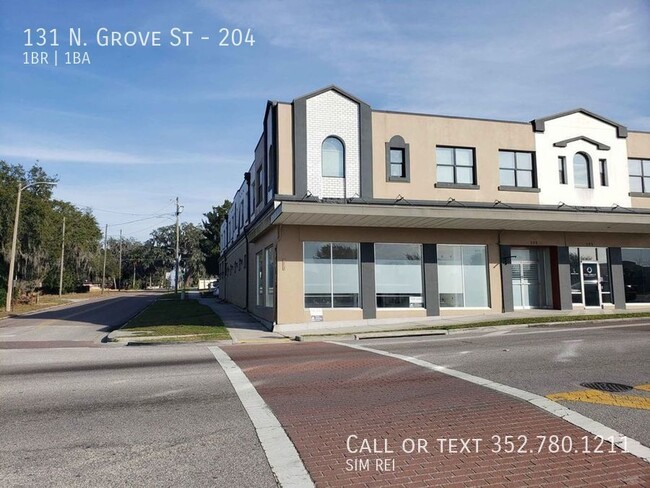 Building Photo - Downtown Eustis 1 Bed 1 Bath Upper Apartment