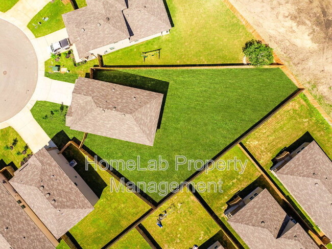 Foto del edificio - 11502 Thackery Haze