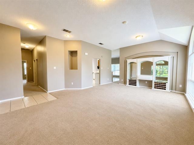 Foto del edificio - 7700 Glenoaks Dr