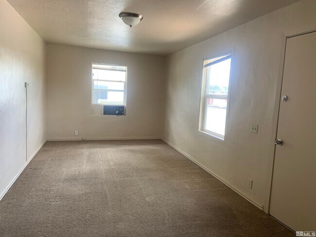 Building Photo - 2881 Wrondel Way