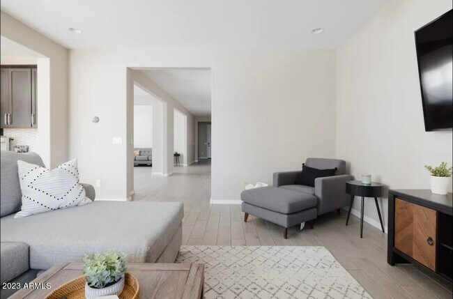 Foto del edificio - 5542 N 107th Ln