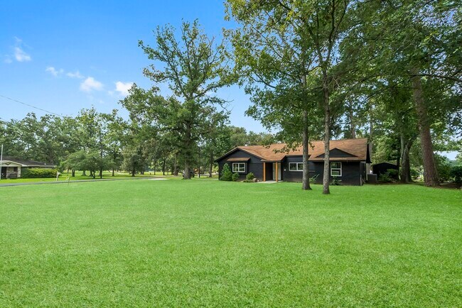 Foto del edificio - 62 Greenbriar Dr